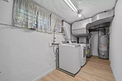 140 Van Cortlandt Park S, New York City, NY 10463 - Photo 17