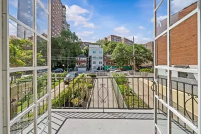 140 Van Cortlandt Park S, New York City, NY 10463 - Photo 7