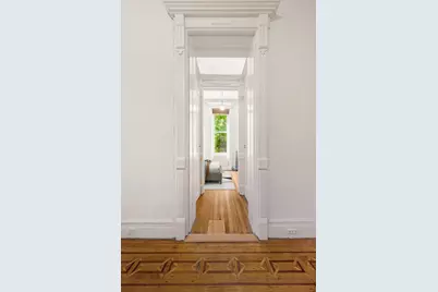 132 W 73rd Street, New York City, NY 10023 - Photo 11