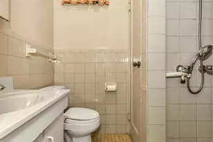 32-50 77th St, New York City, NY 11370 - Photo 21