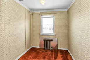 32-50 77th St, New York City, NY 11370 - Photo 15