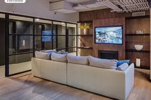 308 E 38th St, New York City, NY 10016 - Photo 17