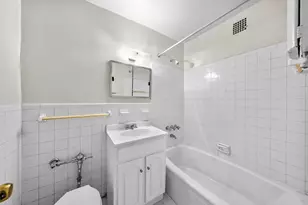 400 E 17th St, New York City, NY 11226 - Photo 9