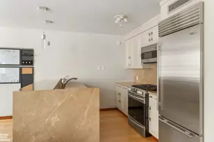 30 W 63rd St, New York City, NY 10023 - Photo 31