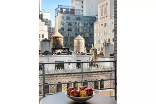 24 W 55th St, New York City, NY 10019 - Photo 13