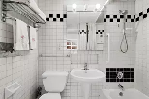 206 E 30th St, New York City, NY 10016 - Photo 11