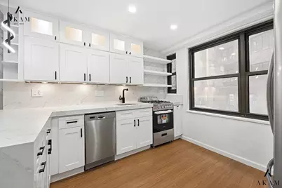 305 E 40th Street #2T, New York City, NY 10016 - Photo 3