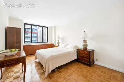 300 E 54th Street #34GF, New York City, NY 10022 - Photo 7