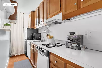 17 W 64th Street #9F, New York City, NY 10023 - Photo 5