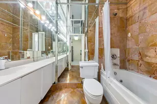 22 Perry St, New York City, NY 10014 - Photo 7