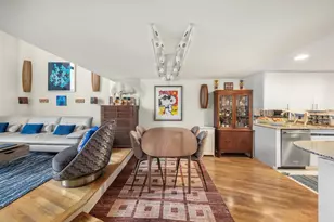 135 W 70th St, New York City, NY 10023 - Photo 3