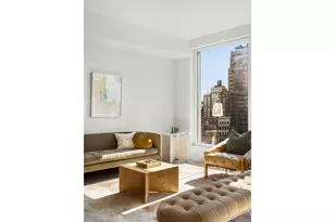 215 W 28th St, New York City, NY 10001 - Photo 3