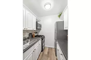 136 E 56th St, New York City, NY 10022 - Photo 7