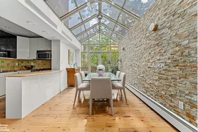 131 E 38th Street, New York City, NY 10016 - Photo 27