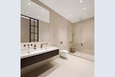 722 Broadway #2, New York City, NY 10003 - Photo 15