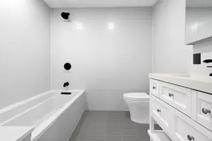 33 W 9th St, New York City, NY 10011 - Photo 11
