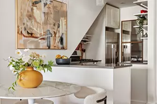 424 W 49th St, New York City, NY 10019 - Photo 5