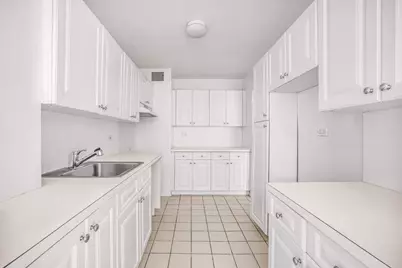 205 W End Avenue #7M, New York City, NY 10023 - Photo 5