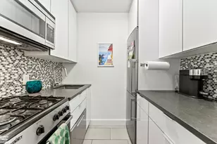 54 E 8th St, New York City, NY 10003 - Photo 19