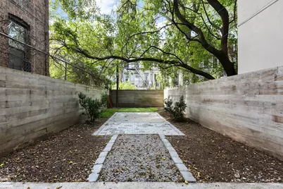 1150 Pacific Street, New York City, NY 11216 - Photo 11