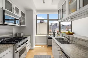 1 Morton Square, New York City, NY 10014 - Photo 3
