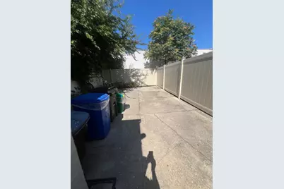 1259 E 89th Street, New York City, NY 11236 - Photo 23