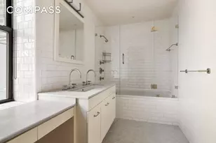 18 W 70th St, New York City, NY 10023 - Photo 7