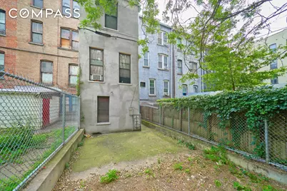 197 Edgecombe Avenue, New York City, NY 10030 - Photo 11