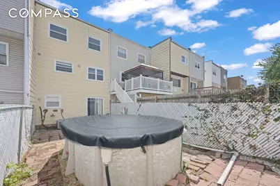 12 Yucca Drive, New York City, NY 10312 - Photo 21