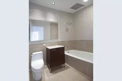 2-17 51st Avenue #621, New York City, NY 11101 - Photo 5