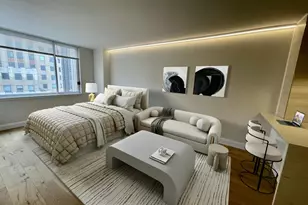 350 W 50th St, New York City, NY 10019 - Photo 1