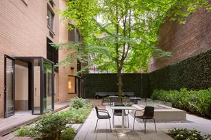 234 E 46th St, New York City, NY 10017 - Photo 35