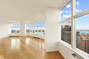 160 W 66th St, New York City, NY 10023 - Photo 23