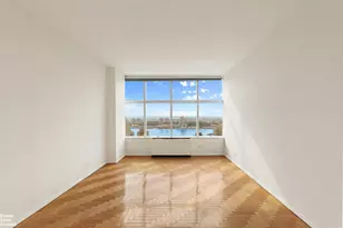160 W 66th St, New York City, NY 10023 - Photo 25