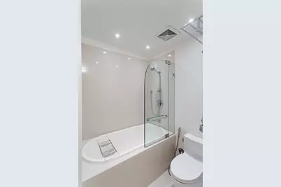 111 W 67th Street #25-J, New York City, NY 10023 - Photo 7