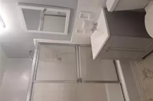 54-40 Little Neck Pkwy, New York City, NY 11362 - Photo 7