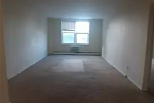 54-40 Little Neck Pkwy, New York City, NY 11362 - Photo 3