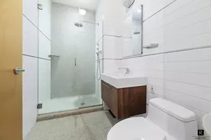 70 Washington St, New York City, NY 11201 - Photo 13