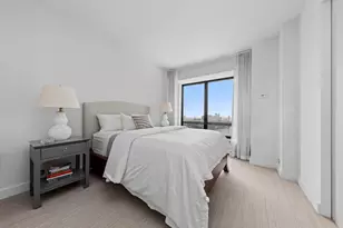 530 E 76th St, New York City, NY 10021 - Photo 11