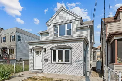 916 Clarence Avenue, New York City, NY 10465 - Photo 3