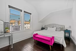 916 Clarence Ave, New York City, NY 10465 - Photo 21