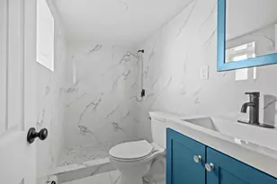 916 Clarence Ave, New York City, NY 10465 - Photo 27