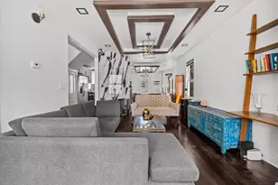 916 Clarence Ave, New York City, NY 10465 - Photo 7