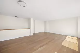 555 Main St, New York City, NY 10044 - Photo 3