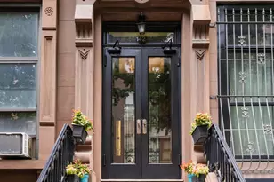 142 E 37th St, New York City, NY 10016 - Photo 1