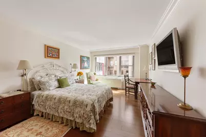 650 Park Avenue #9A, New York City, NY 10065 - Photo 5