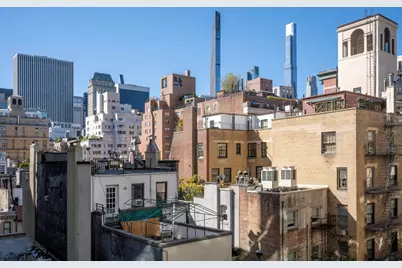 650 Park Avenue #9A, New York City, NY 10065 - Photo 1