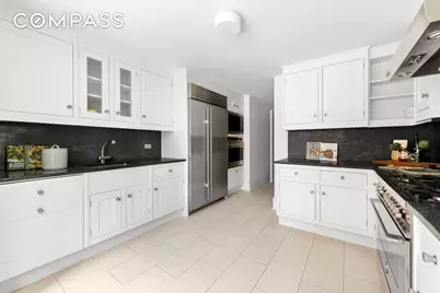 530 Park Avenue #12A, New York City, NY 10065 - Photo 9