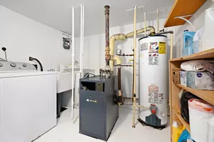 138 Wakeman Pl, New York City, NY 11220 - Photo 29