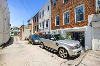 138 Wakeman Place, New York City, NY 11220 - Photo 33